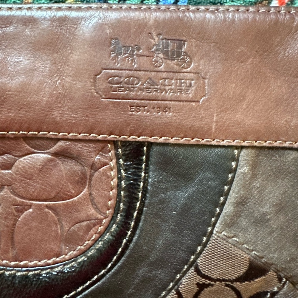 Coach Zoe Patchwork Brown Shoulder Bag - Picture 2 of 12
